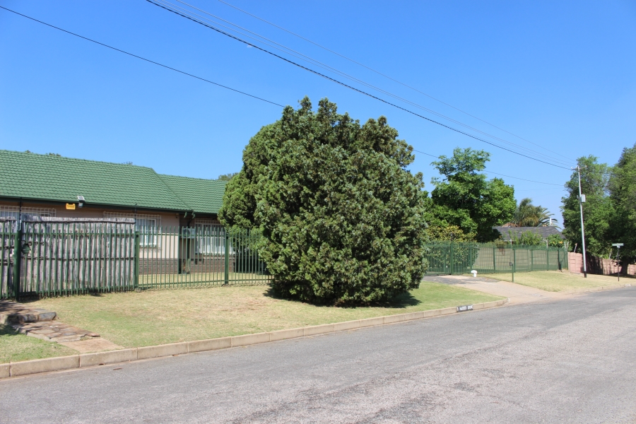 3 Bedroom Property for Sale in Florida Park Gauteng