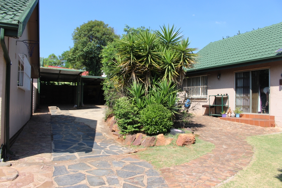 3 Bedroom Property for Sale in Florida Park Gauteng