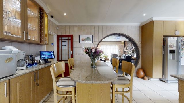 4 Bedroom Property for Sale in Beyers Park Gauteng