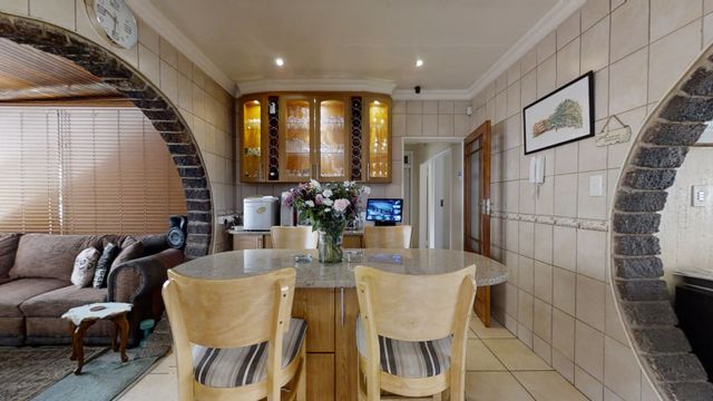 4 Bedroom Property for Sale in Beyers Park Gauteng