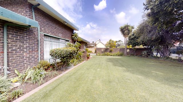 4 Bedroom Property for Sale in Beyers Park Gauteng
