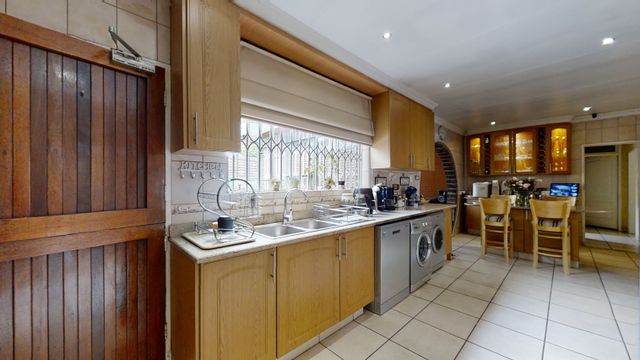 4 Bedroom Property for Sale in Beyers Park Gauteng