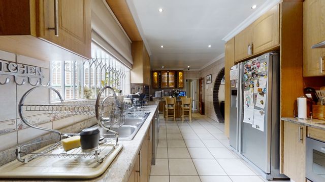 4 Bedroom Property for Sale in Beyers Park Gauteng