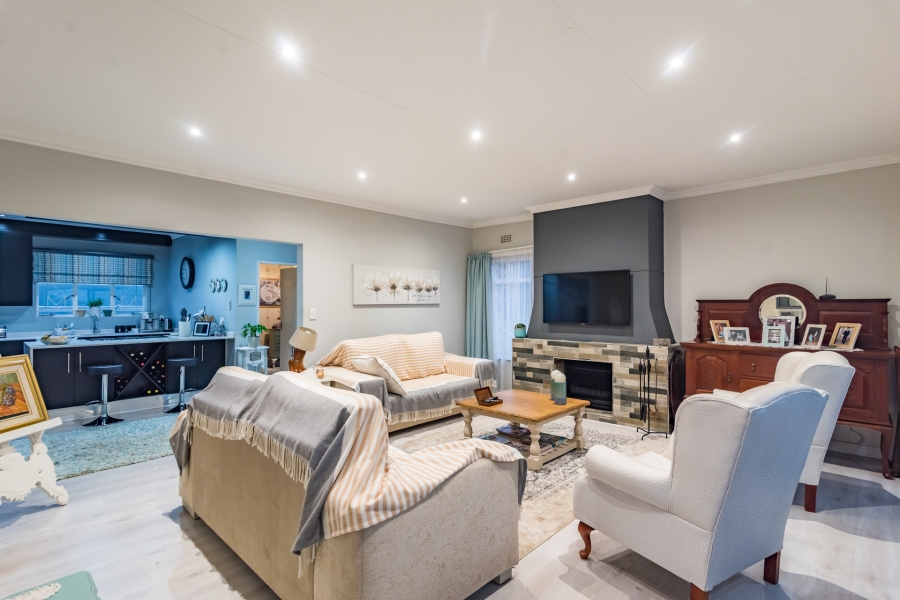 4 Bedroom Property for Sale in Noordheuwel Gauteng