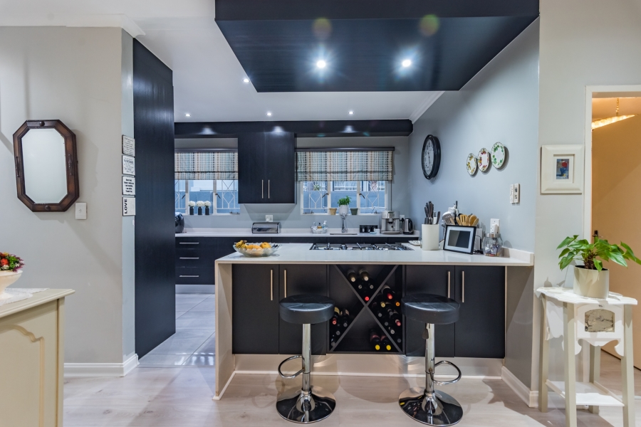 4 Bedroom Property for Sale in Noordheuwel Gauteng