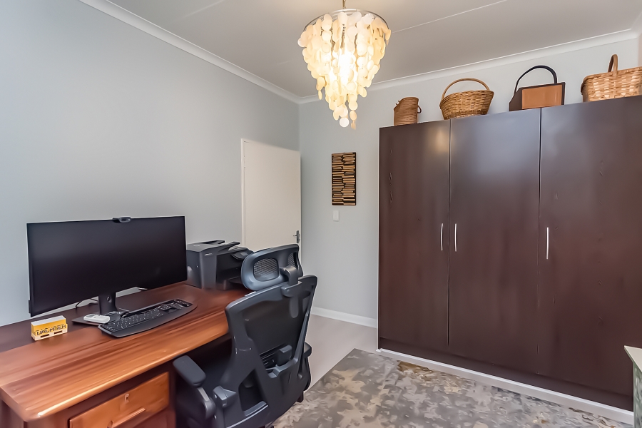 4 Bedroom Property for Sale in Noordheuwel Gauteng