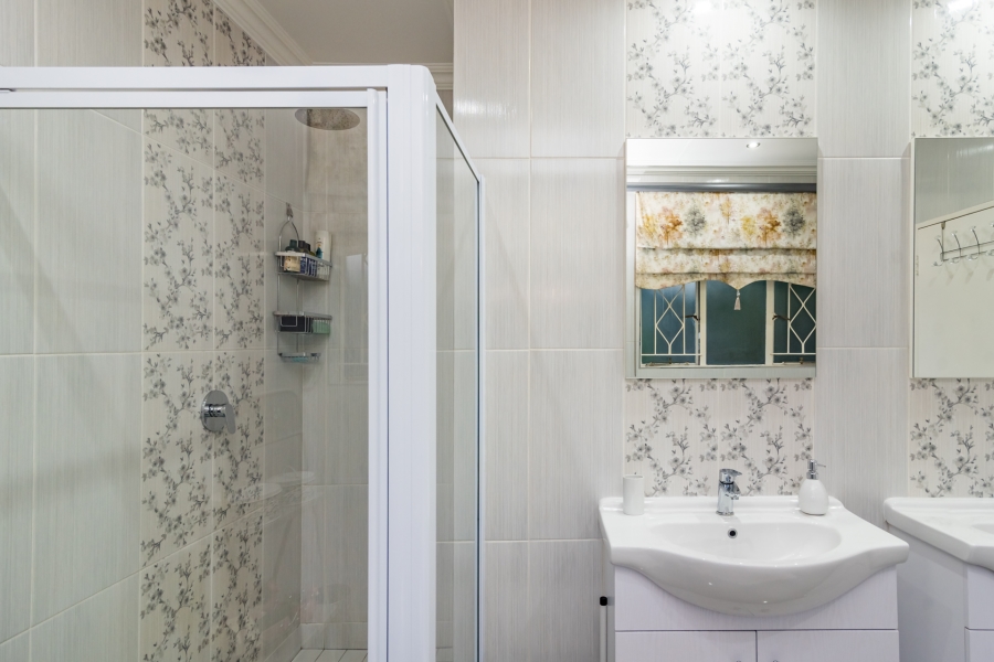 4 Bedroom Property for Sale in Noordheuwel Gauteng