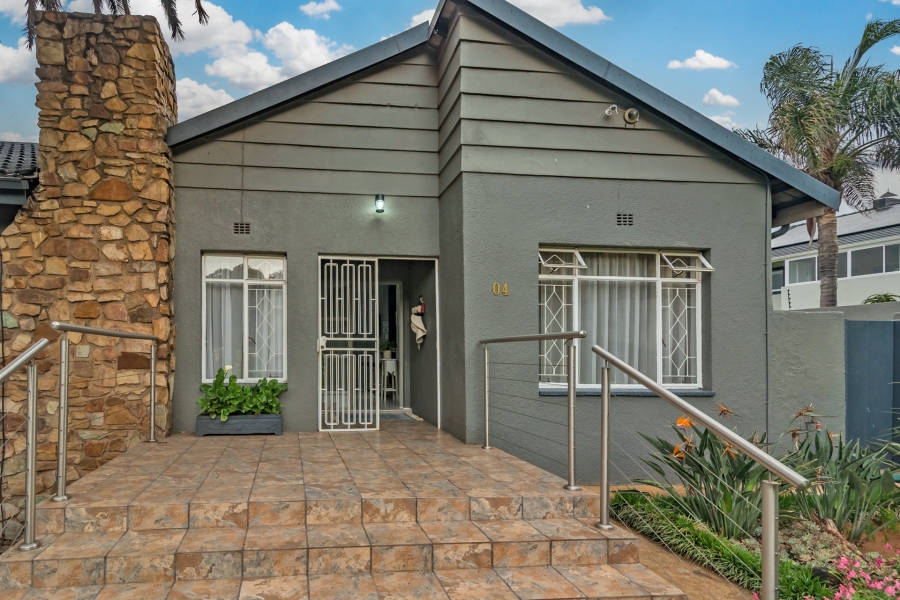 4 Bedroom Property for Sale in Noordheuwel Gauteng