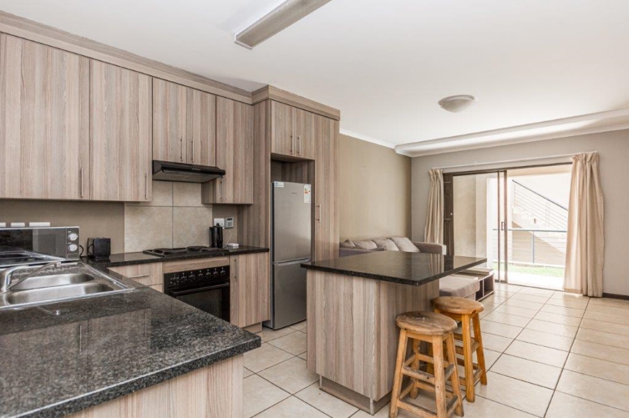 To Let 2 Bedroom Property for Rent in Ruimsig Gauteng