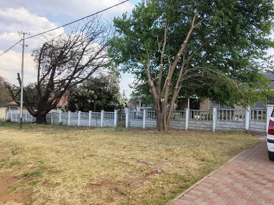 3 Bedroom Property for Sale in Tulisa Park Gauteng