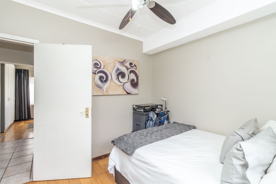 2 Bedroom Property for Sale in Sunninghill Gauteng