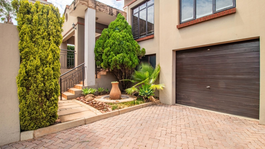 3 Bedroom Property for Sale in Moreleta Park Gauteng