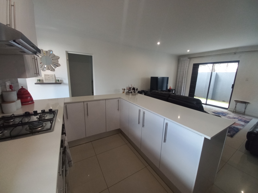 2 Bedroom Property for Sale in Illiondale Gauteng