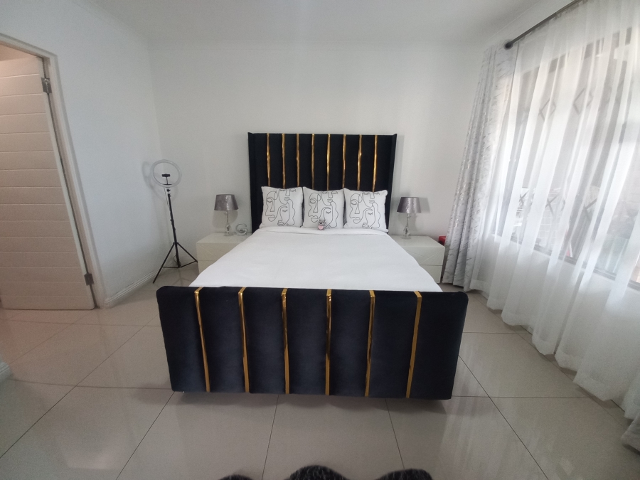 2 Bedroom Property for Sale in Illiondale Gauteng