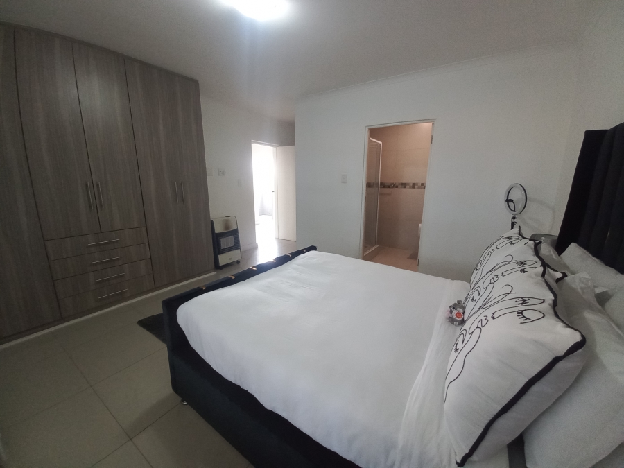 2 Bedroom Property for Sale in Illiondale Gauteng