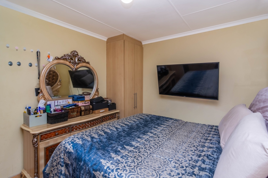 3 Bedroom Property for Sale in Fleurhof Gauteng