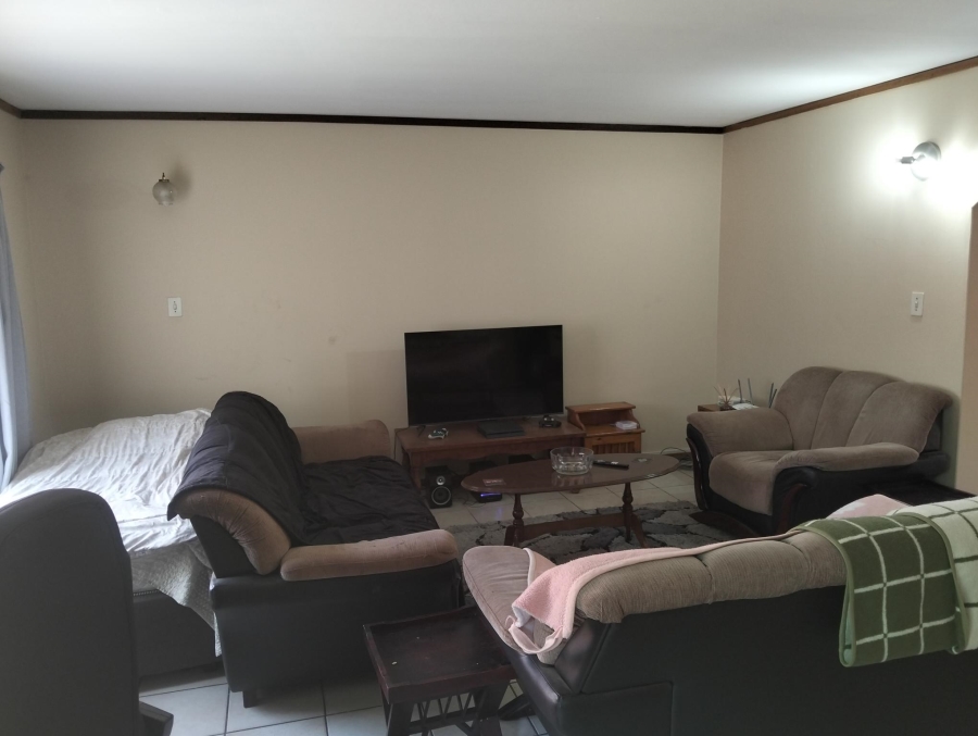 3 Bedroom Property for Sale in Garsfontein Gauteng