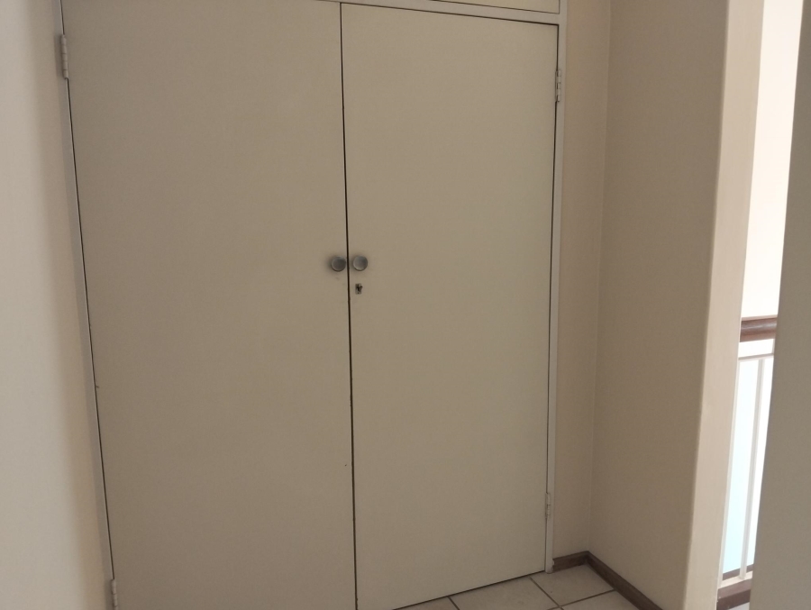 3 Bedroom Property for Sale in Garsfontein Gauteng