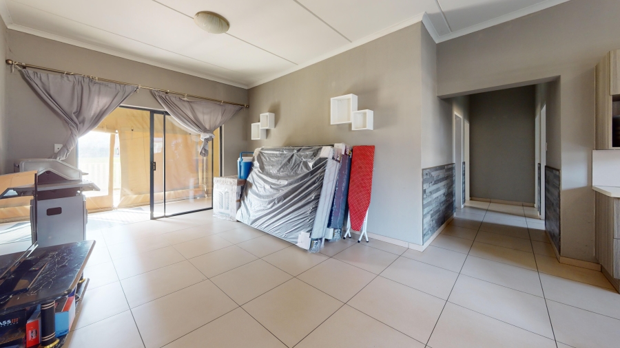 To Let 3 Bedroom Property for Rent in Lilianton Gauteng