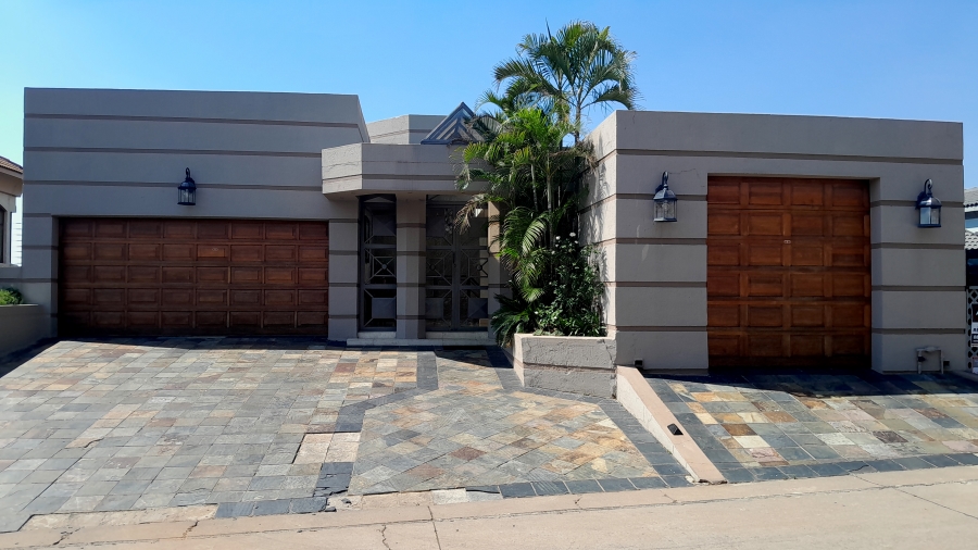 4 Bedroom Property for Sale in Villieria Gauteng