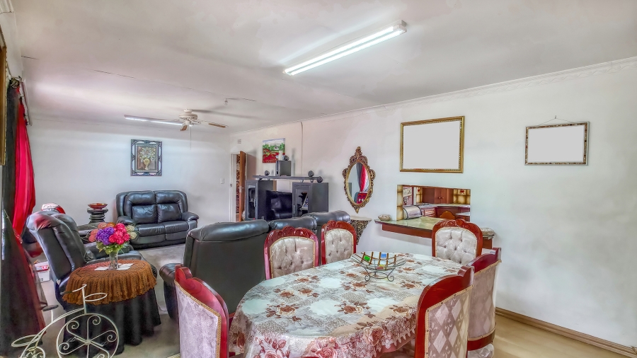 2 Bedroom Property for Sale in Witpoortjie Gauteng