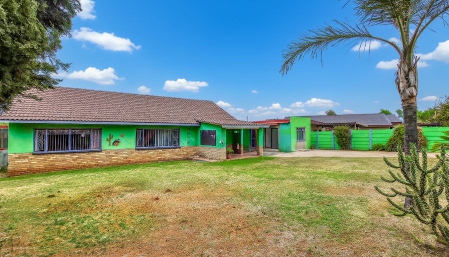 2 Bedroom Property for Sale in Witpoortjie Gauteng