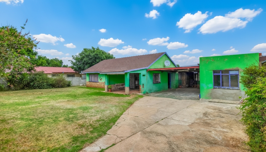 2 Bedroom Property for Sale in Witpoortjie Gauteng