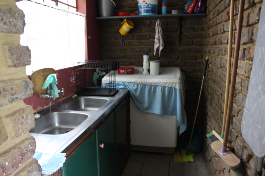 4 Bedroom Property for Sale in Roodepoort North Gauteng