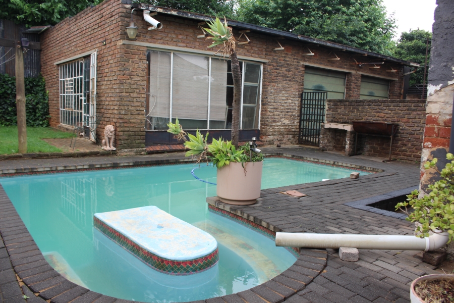 4 Bedroom Property for Sale in Roodepoort North Gauteng