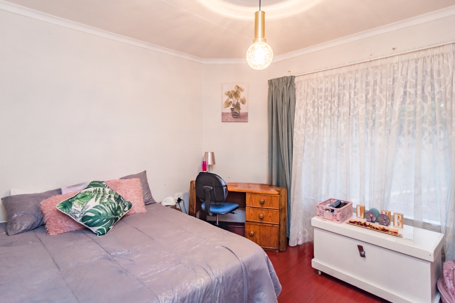 4 Bedroom Property for Sale in Noordheuwel Gauteng