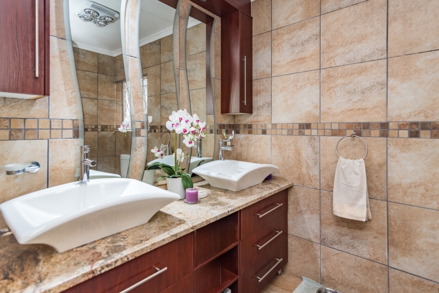 4 Bedroom Property for Sale in Noordheuwel Gauteng