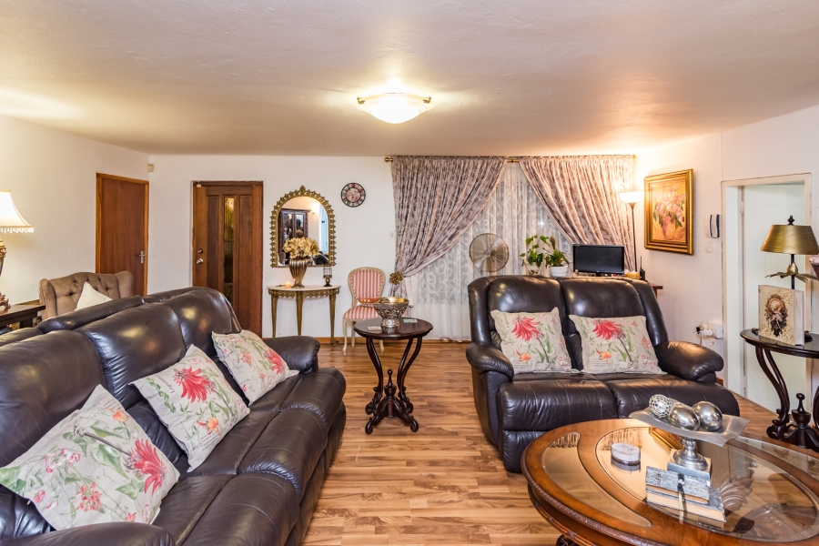 4 Bedroom Property for Sale in Noordheuwel Gauteng