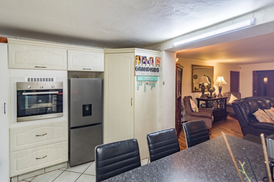 4 Bedroom Property for Sale in Noordheuwel Gauteng