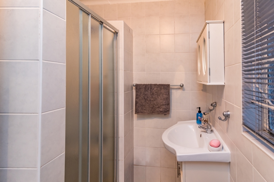 4 Bedroom Property for Sale in Noordheuwel Gauteng