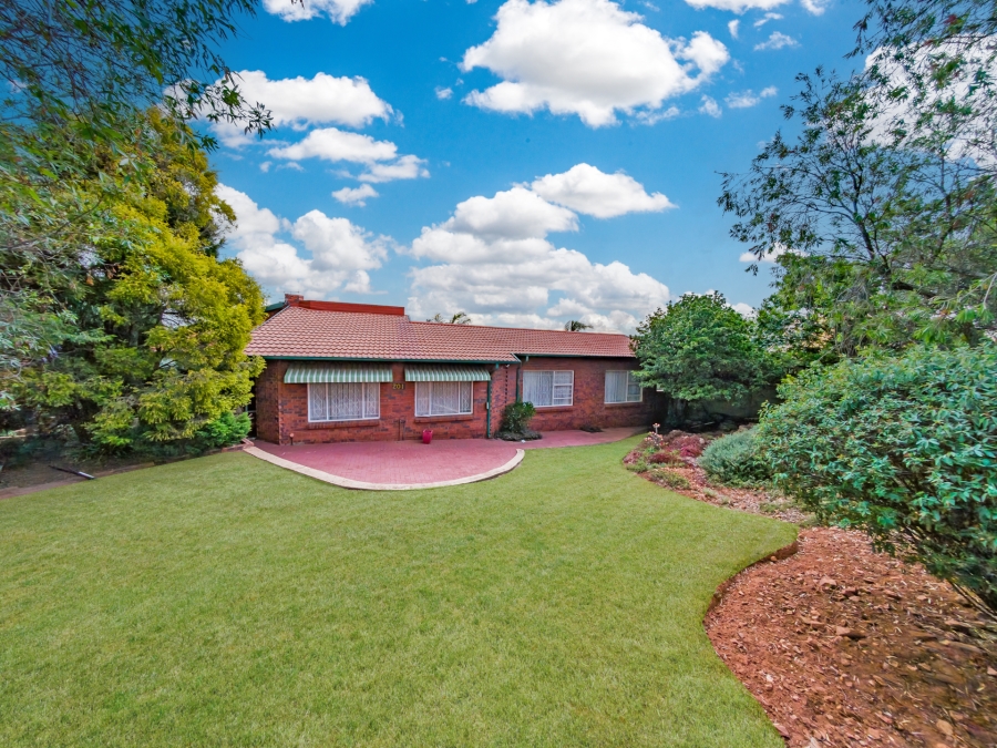 4 Bedroom Property for Sale in Noordheuwel Gauteng