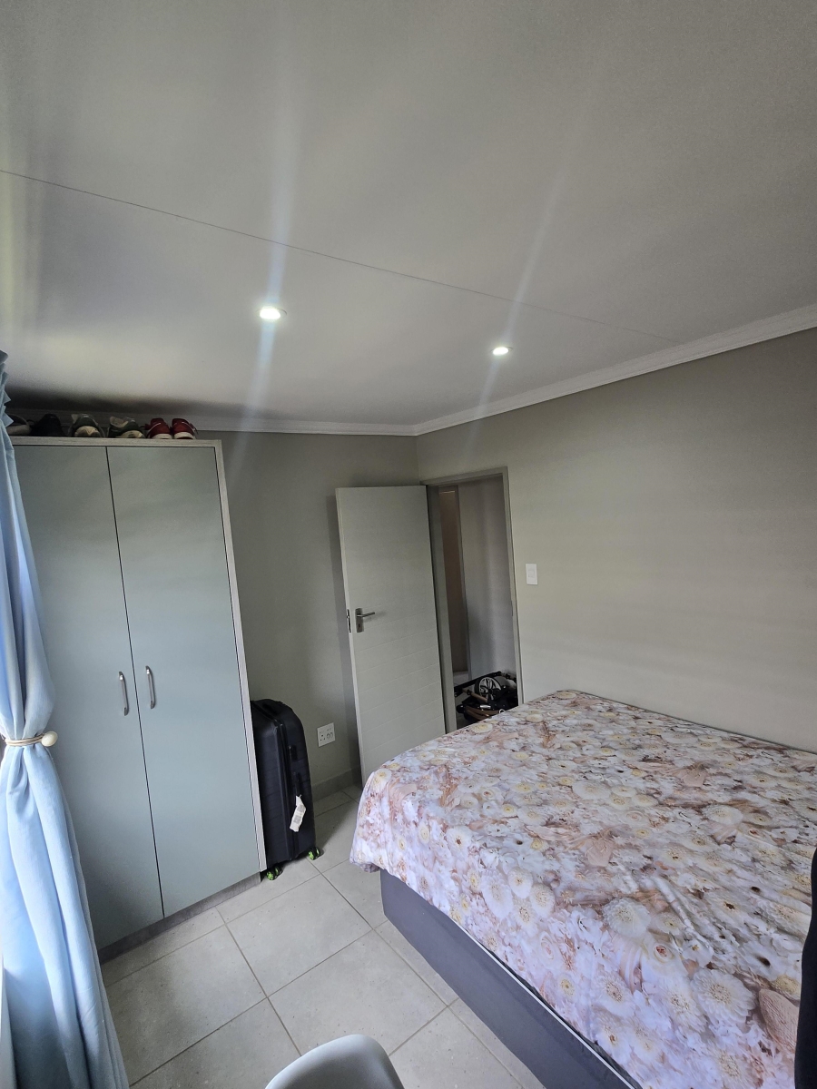 To Let 3 Bedroom Property for Rent in Lion Pride Gauteng