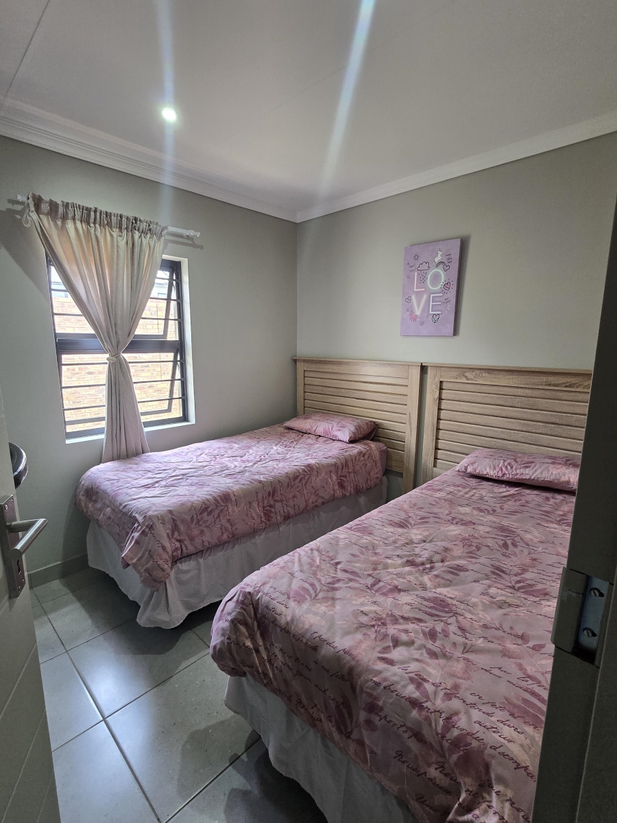 To Let 3 Bedroom Property for Rent in Lion Pride Gauteng