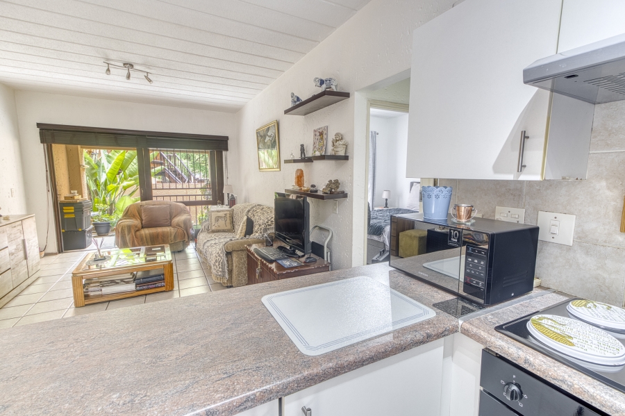 1 Bedroom Property for Sale in Magaliessig Gauteng