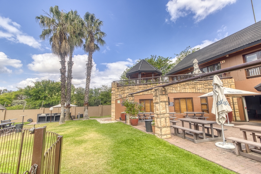 1 Bedroom Property for Sale in Magaliessig Gauteng