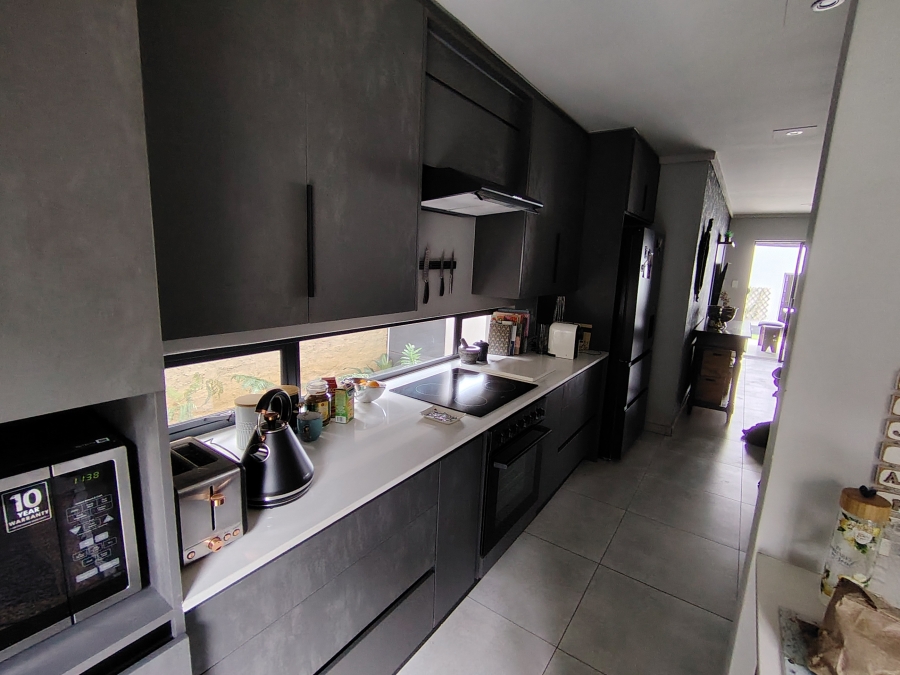 3 Bedroom Property for Sale in Equestria Gauteng