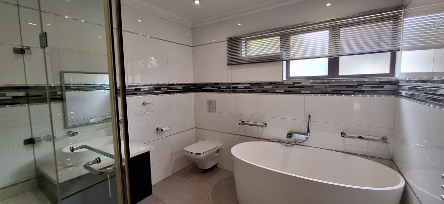 5 Bedroom Property for Sale in Vanderbijlpark SW 5 Gauteng