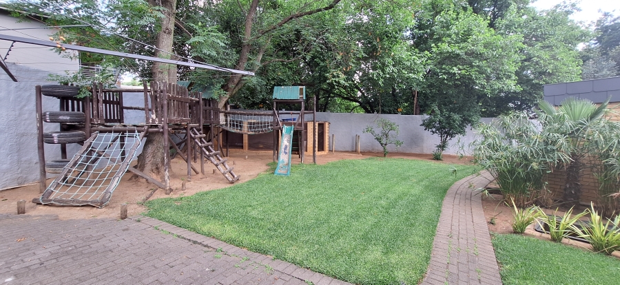 5 Bedroom Property for Sale in Vanderbijlpark SW 5 Gauteng