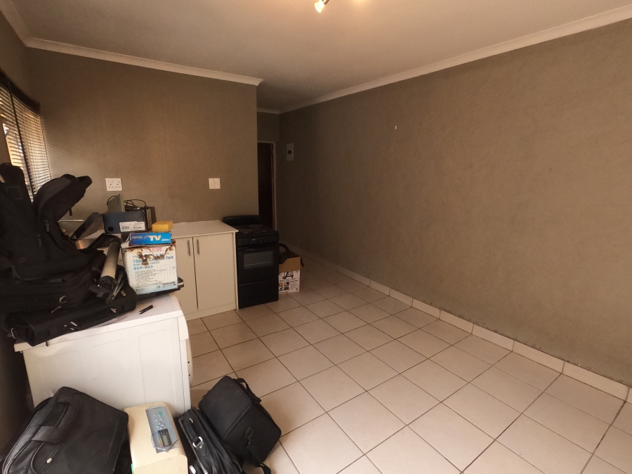 4 Bedroom Property for Sale in Kew Gauteng