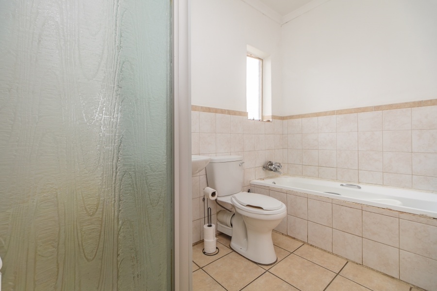 2 Bedroom Property for Sale in Noordhang Gauteng