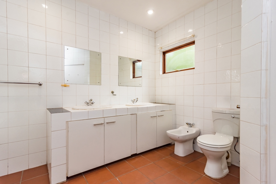 3 Bedroom Property for Sale in Magaliessig Gauteng