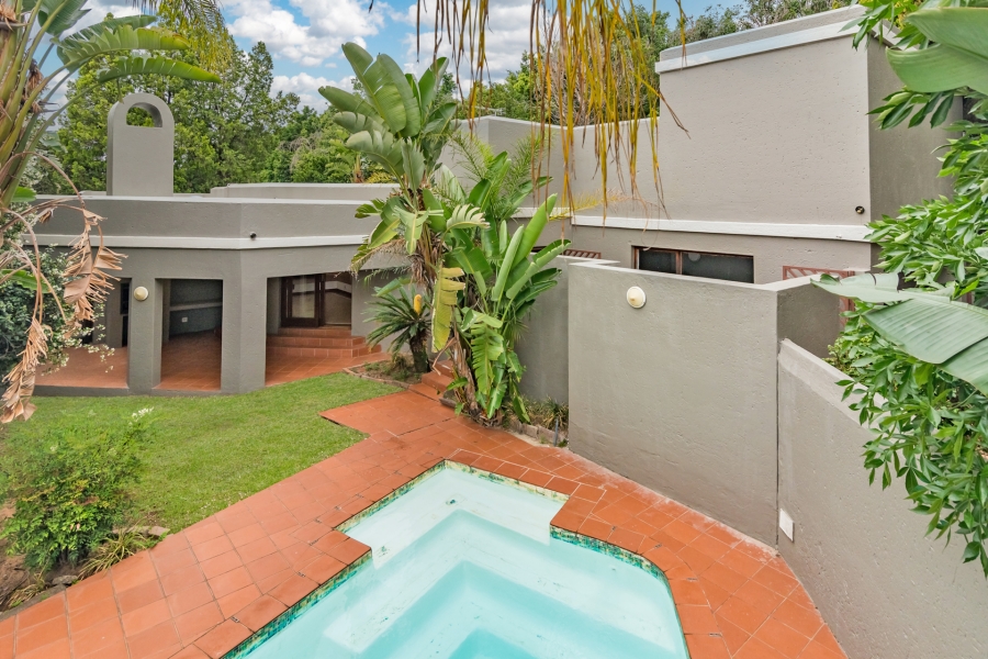 3 Bedroom Property for Sale in Magaliessig Gauteng