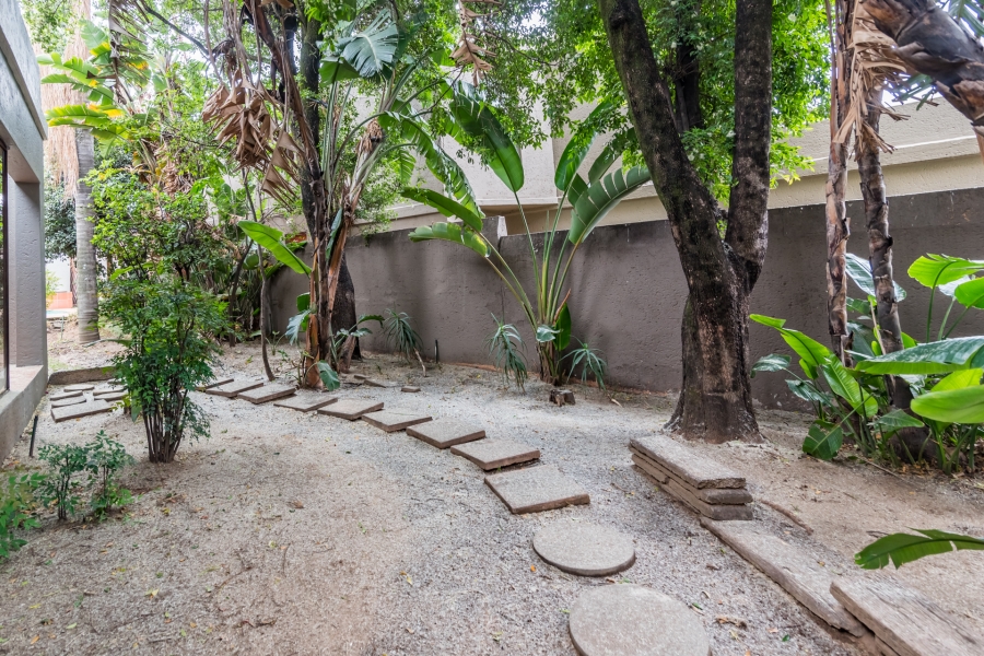 3 Bedroom Property for Sale in Magaliessig Gauteng