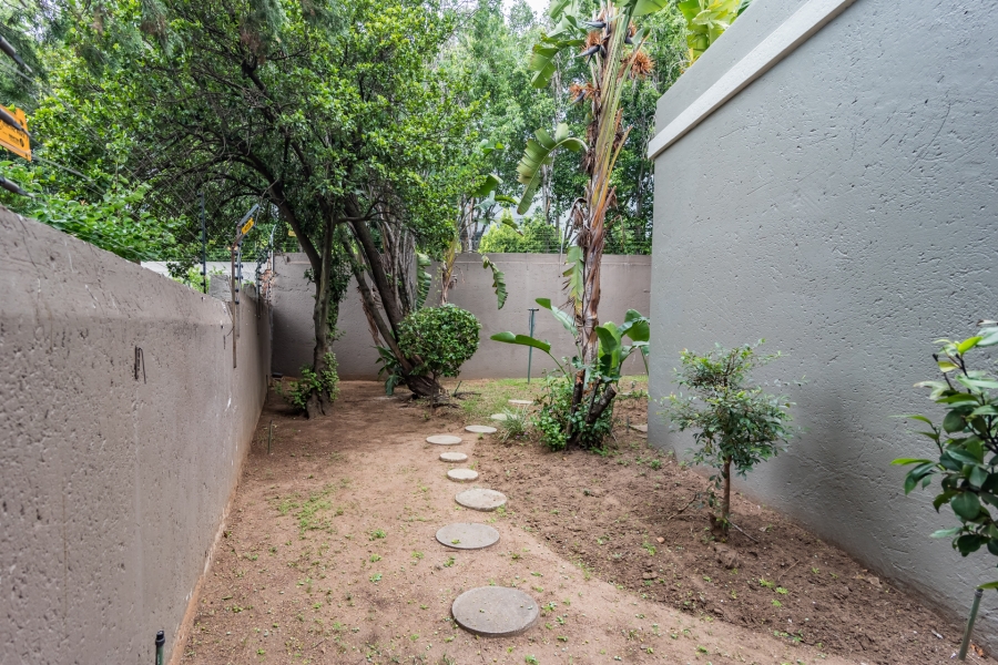 3 Bedroom Property for Sale in Magaliessig Gauteng