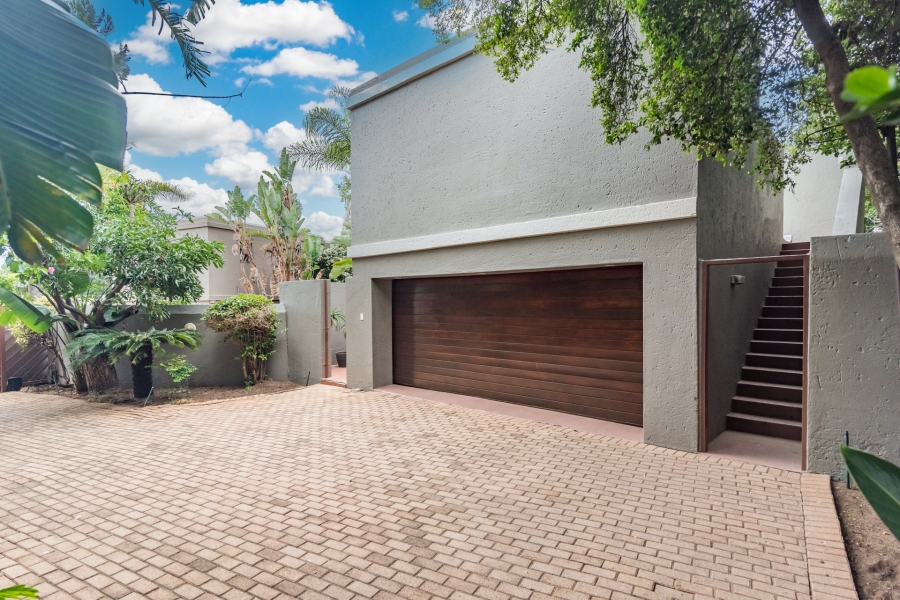 3 Bedroom Property for Sale in Magaliessig Gauteng