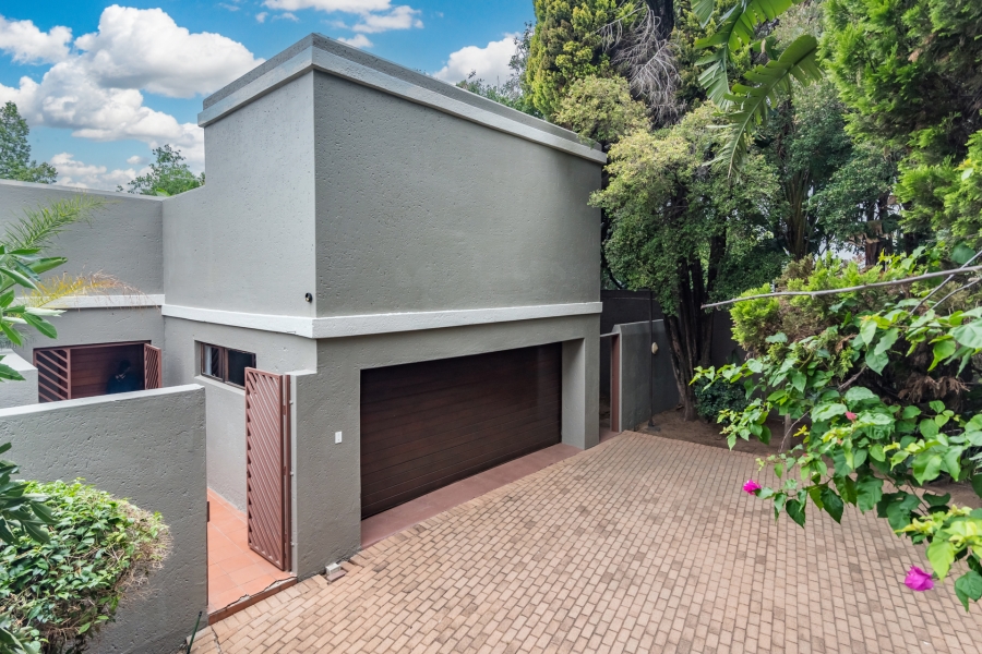 3 Bedroom Property for Sale in Magaliessig Gauteng
